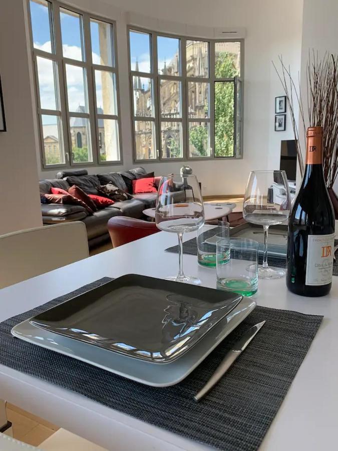 Loft Des Sacres - Vue Unique Sur La Cathedrale Apartment แร็งส์ ภายนอก รูปภาพ